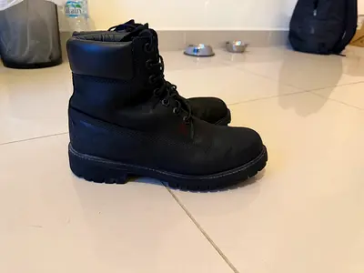 Timberland Black leather ankle boots, gently used