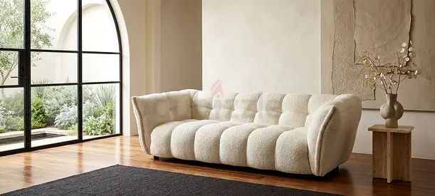 White colour curved 3 seater sofa for sell amazing condition