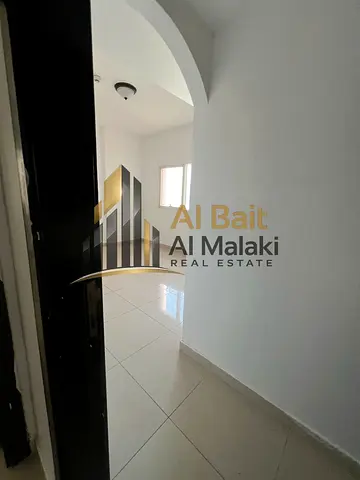 AL BAIT ALMALAKE Presents a Spacious 2-Bedroom Apartment with Balcony for Annual Rent in Al Taawun, Sharjah – Near Dubai Exit, Free Parking Option & F