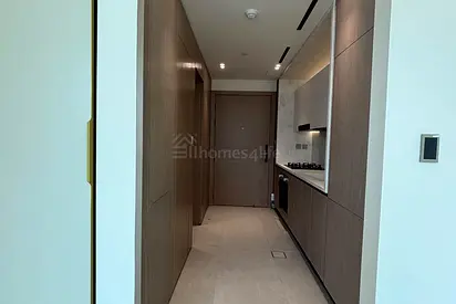 Vacant | Brand new | Spacious layout