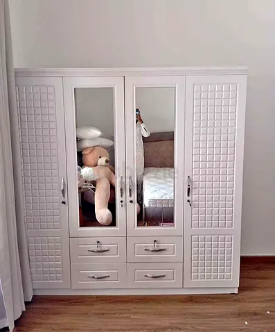 Brand new 4door wardrobe available Made in china