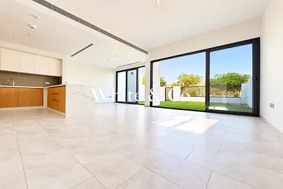 Close To Pool | Single Row | Vacant Now