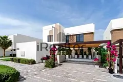 5 Bed Spacious Villa | Prime Community | Near to amenities | Ready to move