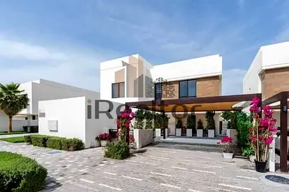 5 Bed Spacious Villa | Prime Community | Near to amenities | Ready to move