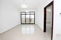 Spacious 2 BR Flat Available