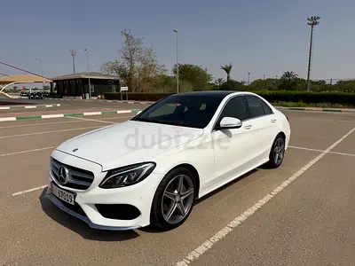 Mercedes-Benz C200 AMG GCC Specs 2015 Top of the range Well maintained Second owner