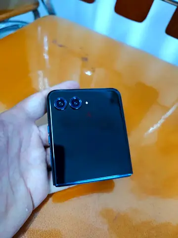 Motorola razr 50 ultra (foldable) 256gb
