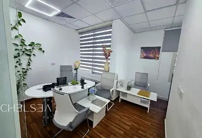 FITTED OFFICE, HIGH FLOOR, AREA SPECIALIST