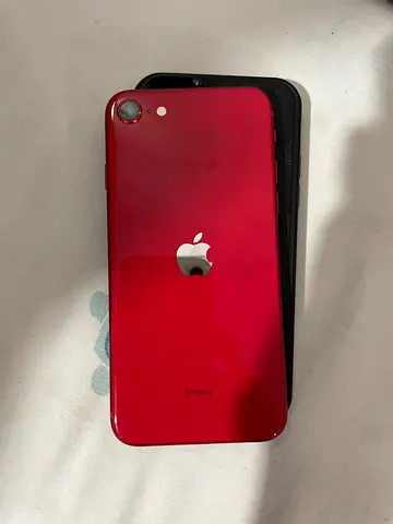 Red iPhone (Good condition) - 64GB