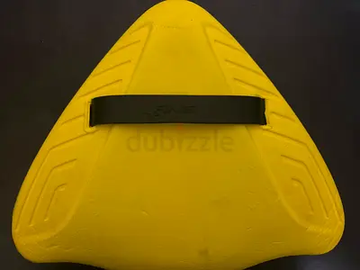 FINIS Yellow Triangular Swim Kickboard / Training Board