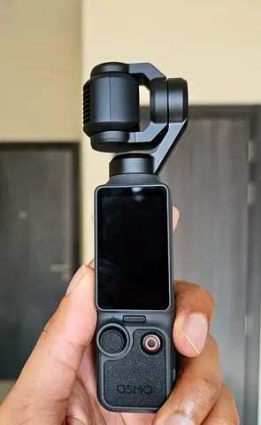 OSMO POCKET 4 CREATOR COMBO FOR SALE (Purchased on 07/09/26)