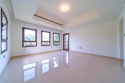 Spacious 5BR Family Villa, Direct from Owner