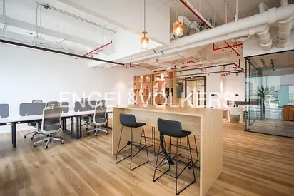 Plug-and-Play Workspace | Zero Service Charges