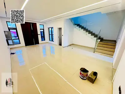 Spacious townhouse for sale – registration fees included.