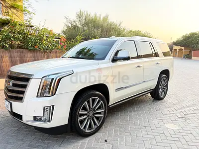 2015 Cadillac Escalade ESV Platinum | GCC Specs | Full Option
