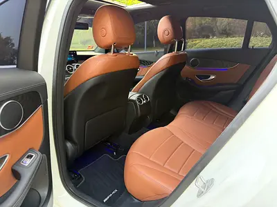 صورة 10 لـ 2021 Mercedes-BENZ GLC