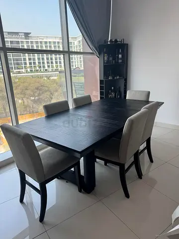 Dinning table with chairs