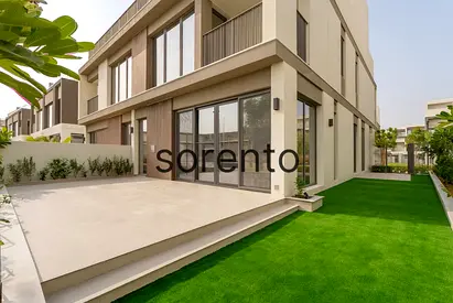 Twin Villa | Landscaped | Vacant from 29-8