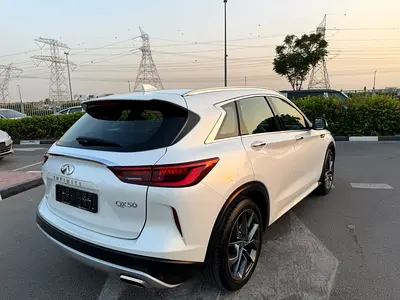 صورة 8 لـ 2023 Infiniti QX50