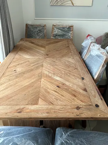 Wooden table and 6 chairs