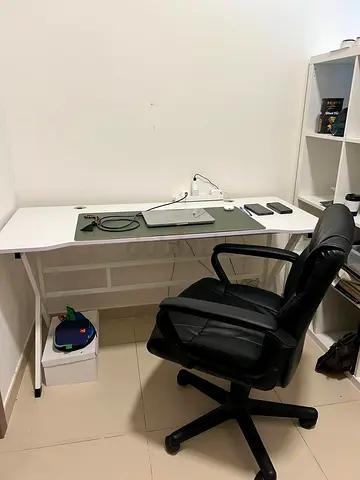 last price White Desk + Black Office Chair Set