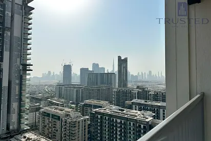 High-Floor 1BR with a study room | The Crest Tower C | Skyline & Hartland Views | Unfurnished
