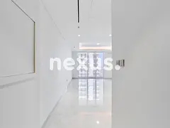 LARGE LAYOUT | HIGH FLOOR | SEA & MARINA VIEWS