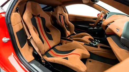 صورة مصغرة 12 لـ 2019 Ferrari 488 PISTA