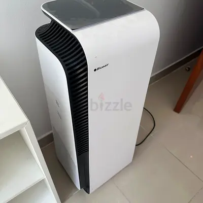 Blueair air purifier in good working condition - tall tower unit