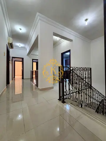 SPACIOUS 3BR + HALL + MAJLIS DUPLEX | COVERED PARKING | MBZ CITY