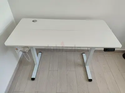 Table for sale.  F9P7+PHX - Al Danah - Zone 1 - Abu Dhabi Zayed the first st