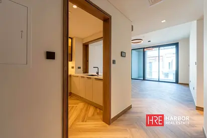 Expansive Balcony | Open View | Bright Interiors