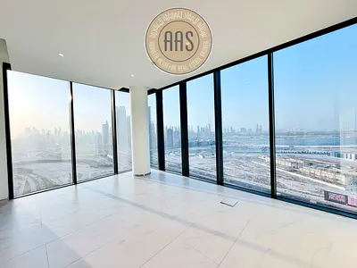 High Floor | Sea + Burj Khalifa View | maids room |