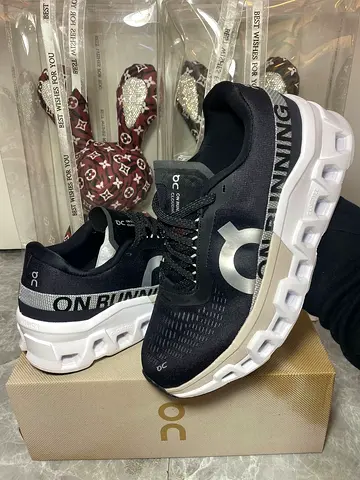 ON Cloud monster 2 ‘black’ shoes unisex