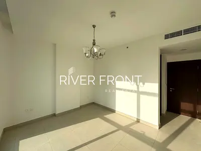 Brand New | Closed Kitchen | Bright Unit