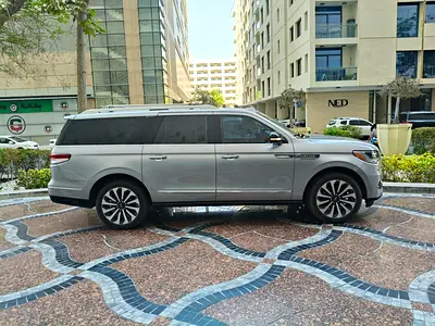 2023 Lincoln NAVIGATOR — фото 2