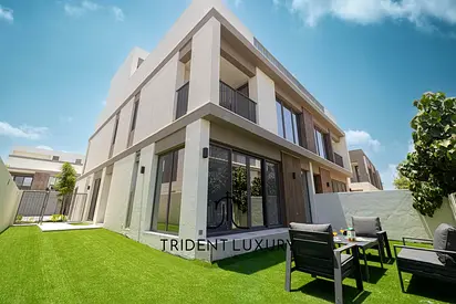 Vacant Now | Fully Furnished | Open Kitchen