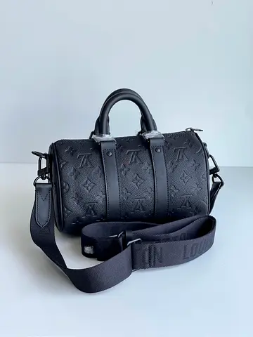 Louis Vuitton keepall bag