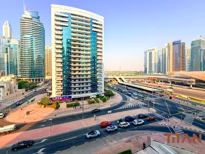 1BR Apartment | Unfurnished | Balcony | Marina Diamond 6
