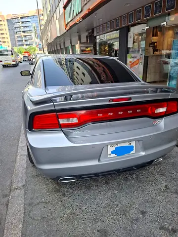 Dodge Charger R/T Road & Track 2014 GCC Specs