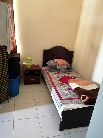 Executive Bachelor Bed Space – Stadium Metro (7-min walk)