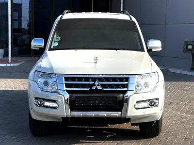 Mitsubishi Pajero 2016 Limited GCC Specs