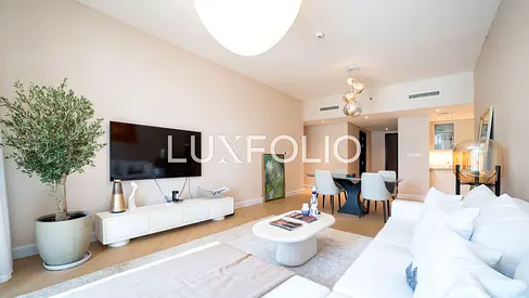 Upgraded | Vacant | Large Layout