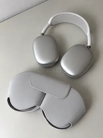 Apple AirPods Max - Silver (Good condition) with case