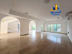 2 Floor 4 Bed Room Hall Villa with Ac InSide Car Parking On Main Road Only In 100k