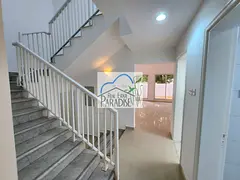 Available away from fly zone private entrance/ 3 bedroom villa / private back yard garden/ living-di