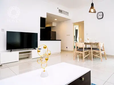 High-Floor Apartment | 1,176 Sq Ft | Canal Area
