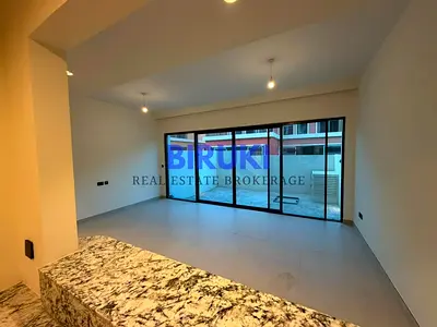 Lagoon | Vacant | Fitted Appliances