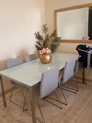 Dining table with 6 chairs glass