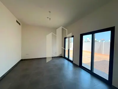 Single Row Corner | Vacant | Brand New